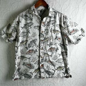 Mens XL All Over Print Fish Shirt White Cotton Short Sleeve Button Down Fishing